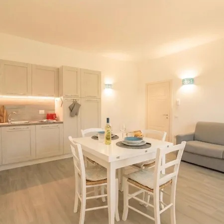 Pavoncella By Interhome Arzachena
